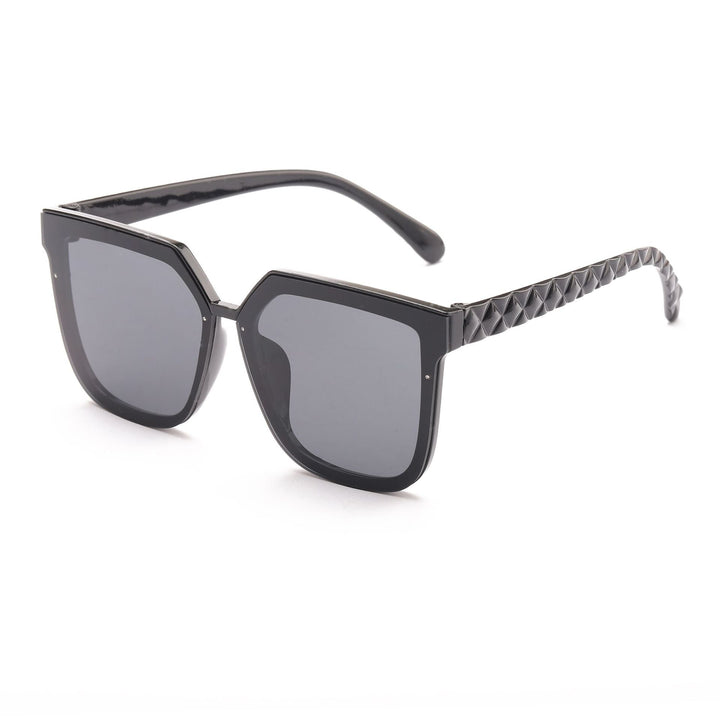 Damen modische Sonnenbrille mit innovativem polygonalen Design Karnz