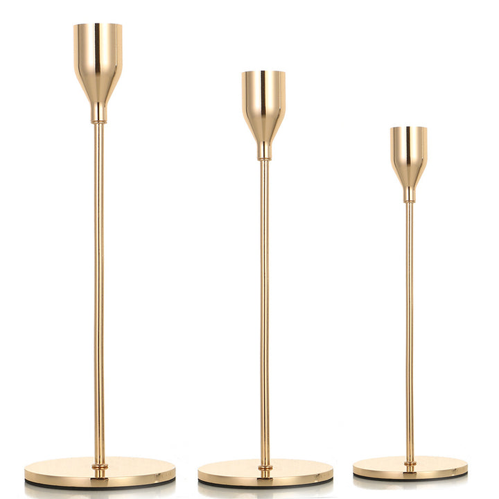 Modern Minimalist Taper Kerzenhalter Set mit polierter Metalloberfläche Karnz