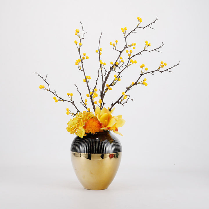 Dekorativer floraler Mittelstück-Vase