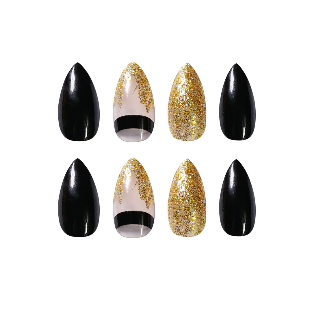 Kunstvolle Nagelverlängerungen mit schwarzem Glanz und eleganten Akzenten Karnz