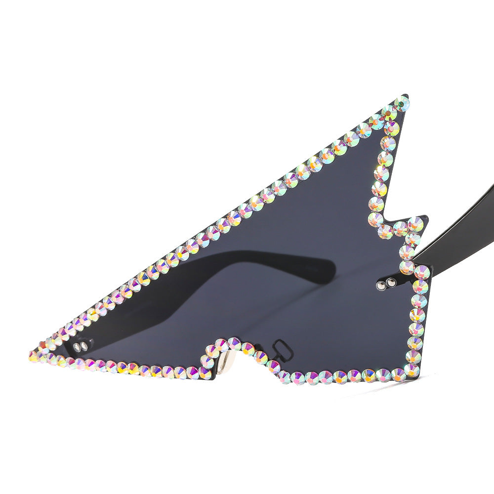 Damen extravagant geformte Sonnenbrille Karnz