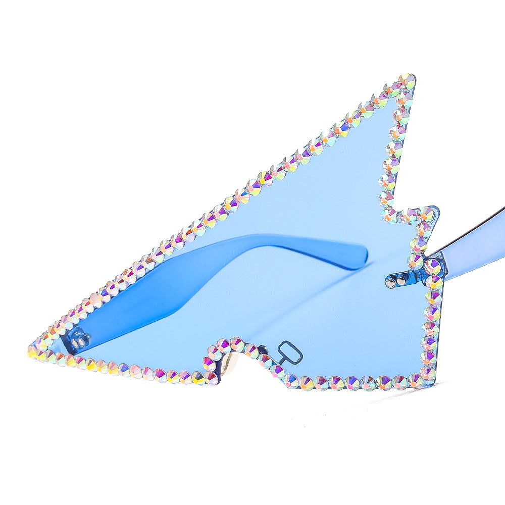 Damen extravagant geformte Sonnenbrille Karnz