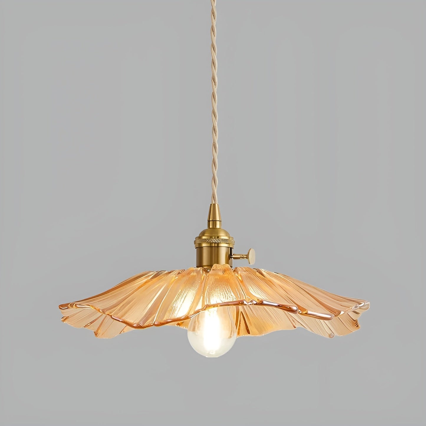 Hängeleuchte mit floralem Motiv – Warmes Licht & stilvolles Design | Für Ihr Zuhause | Karnz
