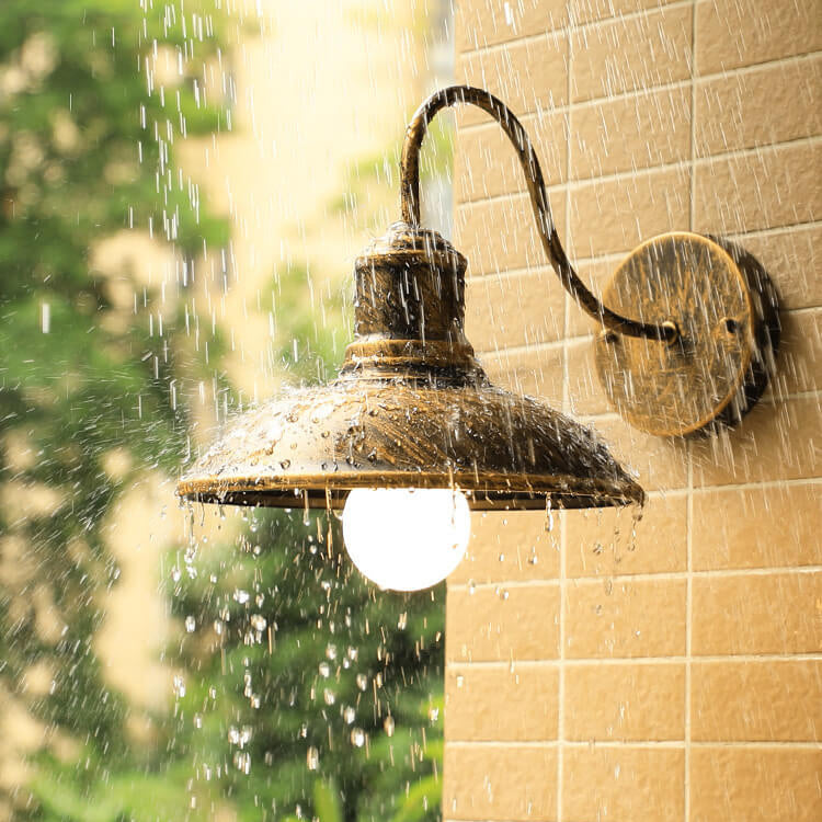 Retro Loft Dome Eisen Außen Wasserdicht 1-Licht Gebogene Arm Wand Sconce Lampe | Karnz