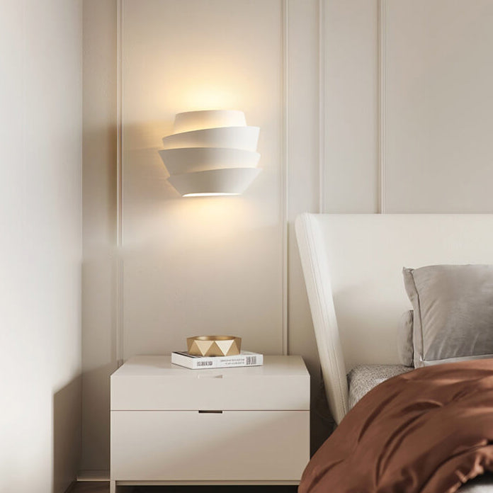 Skandinavische Wandlampe mit doppelten Lichtpunkten - NordGlow | Karnz