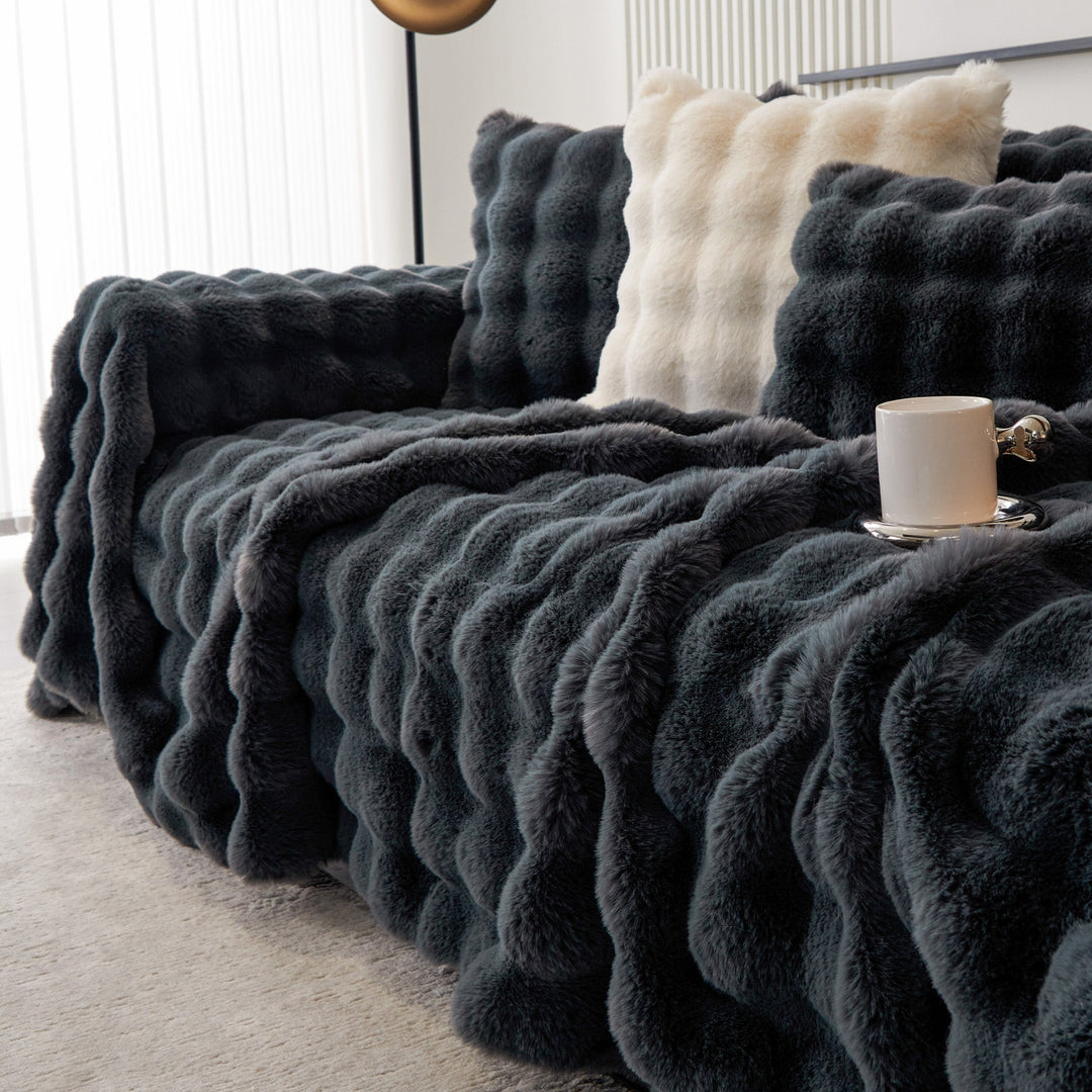 Luxe Ripple Faux Fur Sofa Cover - Modern, Stylisch & Langlebig Sofa Schutz | Karnz