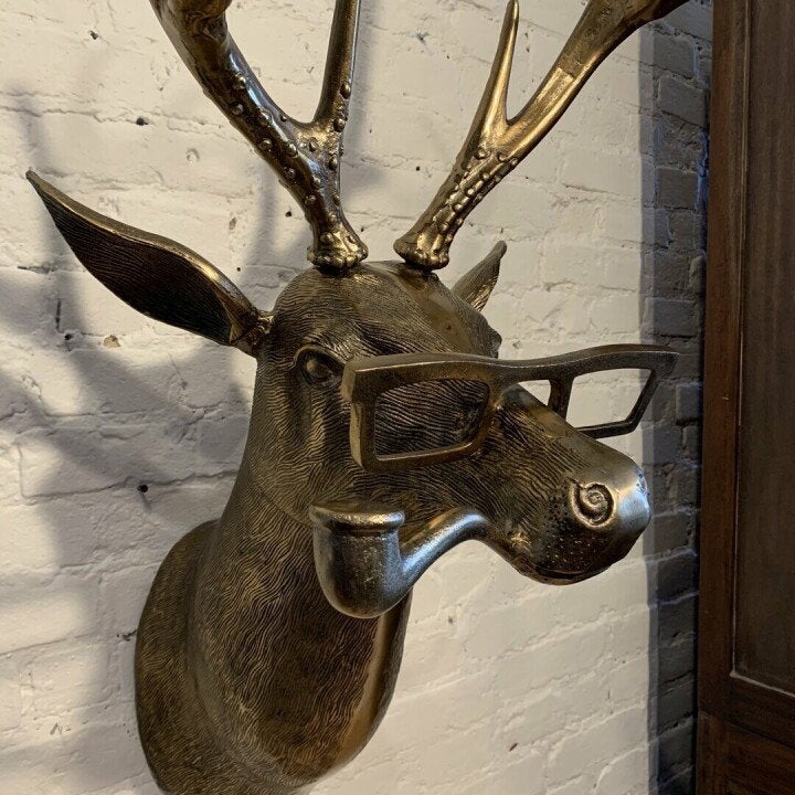 ArtBeest Tierkopf Wanddekoration – Handgemalte verspielte Figuren aus Harz | Karnz
