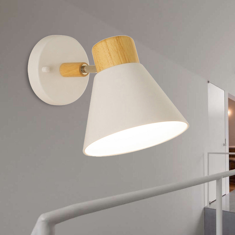 Nordisch Stilvolle Kegel Schirm Wandmontage Licht Metall und Holz 1 Glühbirne Nachttisch drehbare Wandleuchte in Schwarz/Weiß | Karnz