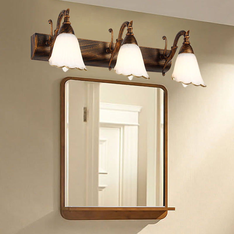 Blumenförmige Badezimmer-Wandleuchte, klassisches Opalglas, 2/3/4 Leuchten, Bronze/Weiß, Schminkbeleuchtung
