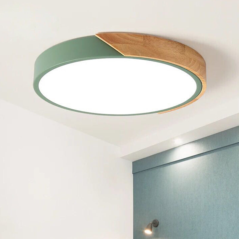 Moderne LED-Deckenleuchte fürs Schlafzimmer – Energiesparende Einbauleuchte aus Acryl und Metall, verschiedene Farben