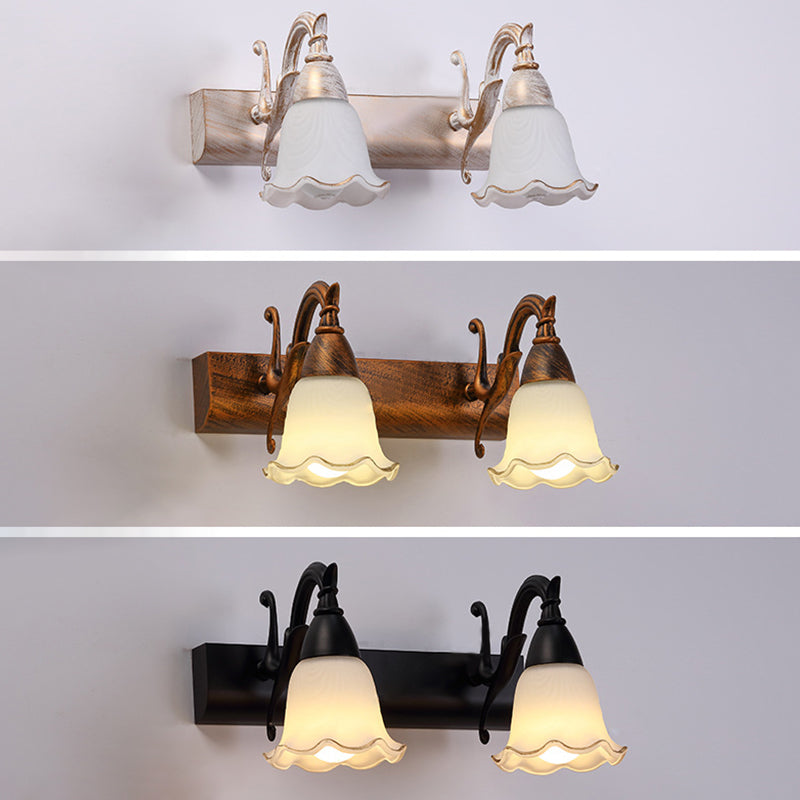 2 Lichter Badezimmerleuchte Amerikanische wasserdichte Lampe über Spiegel in weißem Glasschirm | Karnz