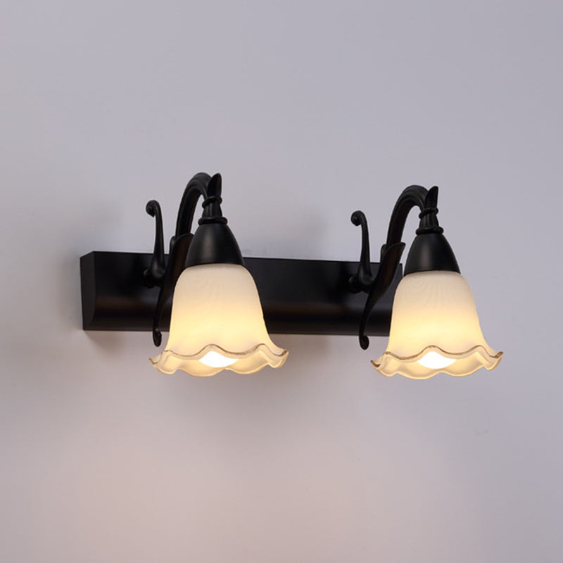 2 Lichter Badezimmerleuchte Amerikanische wasserdichte Lampe über Spiegel in weißem Glasschirm | Karnz
