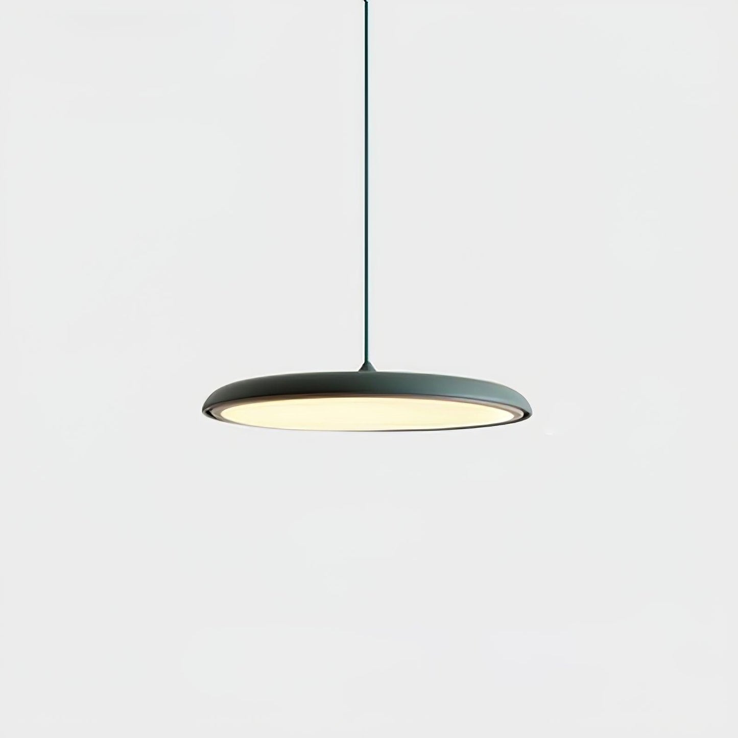 Hängelampe mit schlichter Form für moderne Interieurs