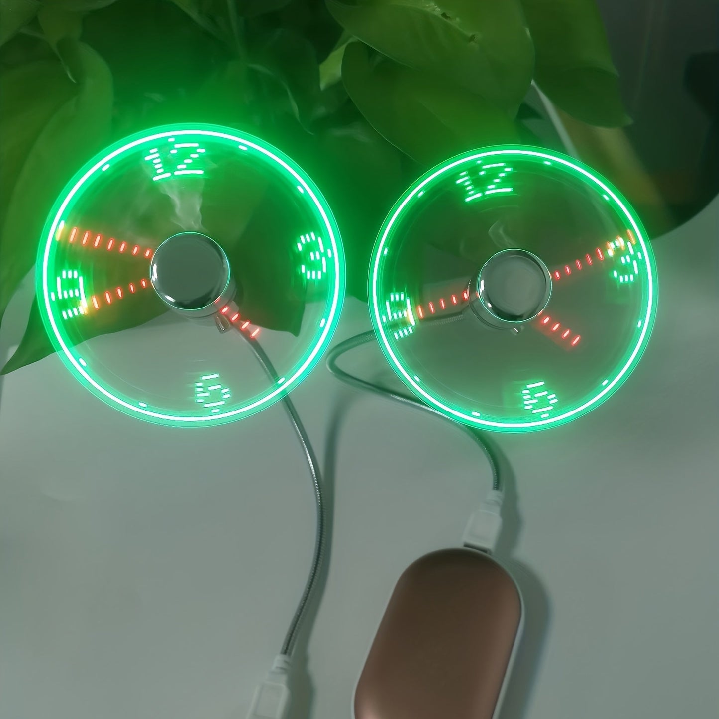 USB Tischventilator mit LED-Uhranzeige | Karnz