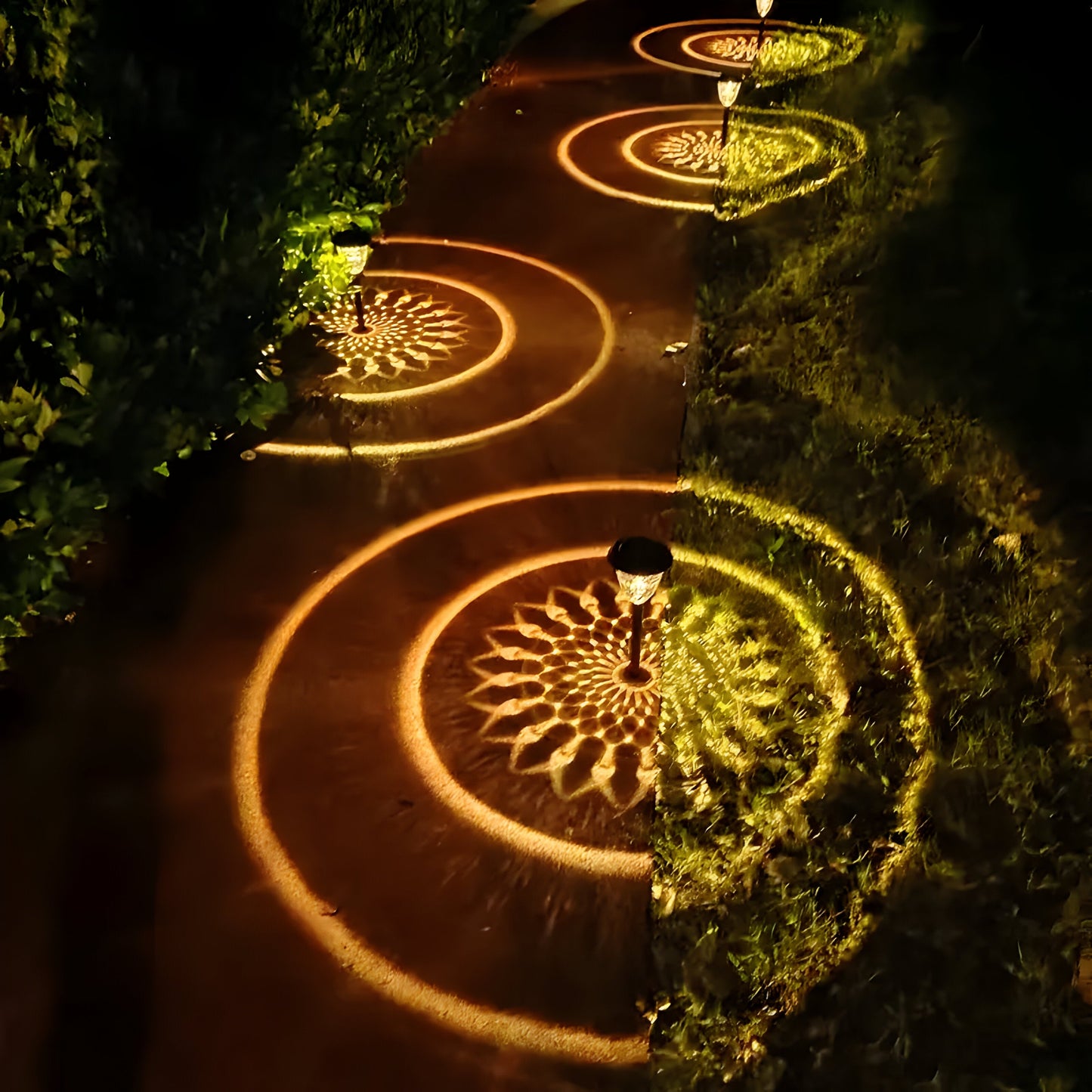 SunSphere Light – Hochwertige 4-teilige Solar-Gartenleuchten