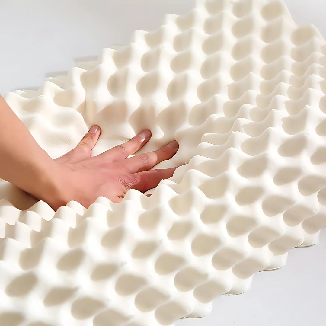 EcoNeck Comfort | 100% Naturkautschuk Orthopädisches Kissen - gegen Nackenschmerzen - Bequemes und Unterstützendes Kissen - Besserer Schlaf - Wellness Karnz