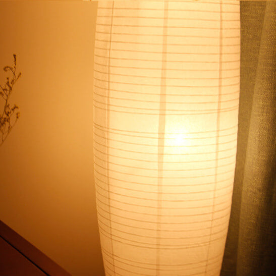 Moderne Stehlampe mit doppeltem Lampschirm – LumiTwins Designlampe 137 cm hoch | Karnz