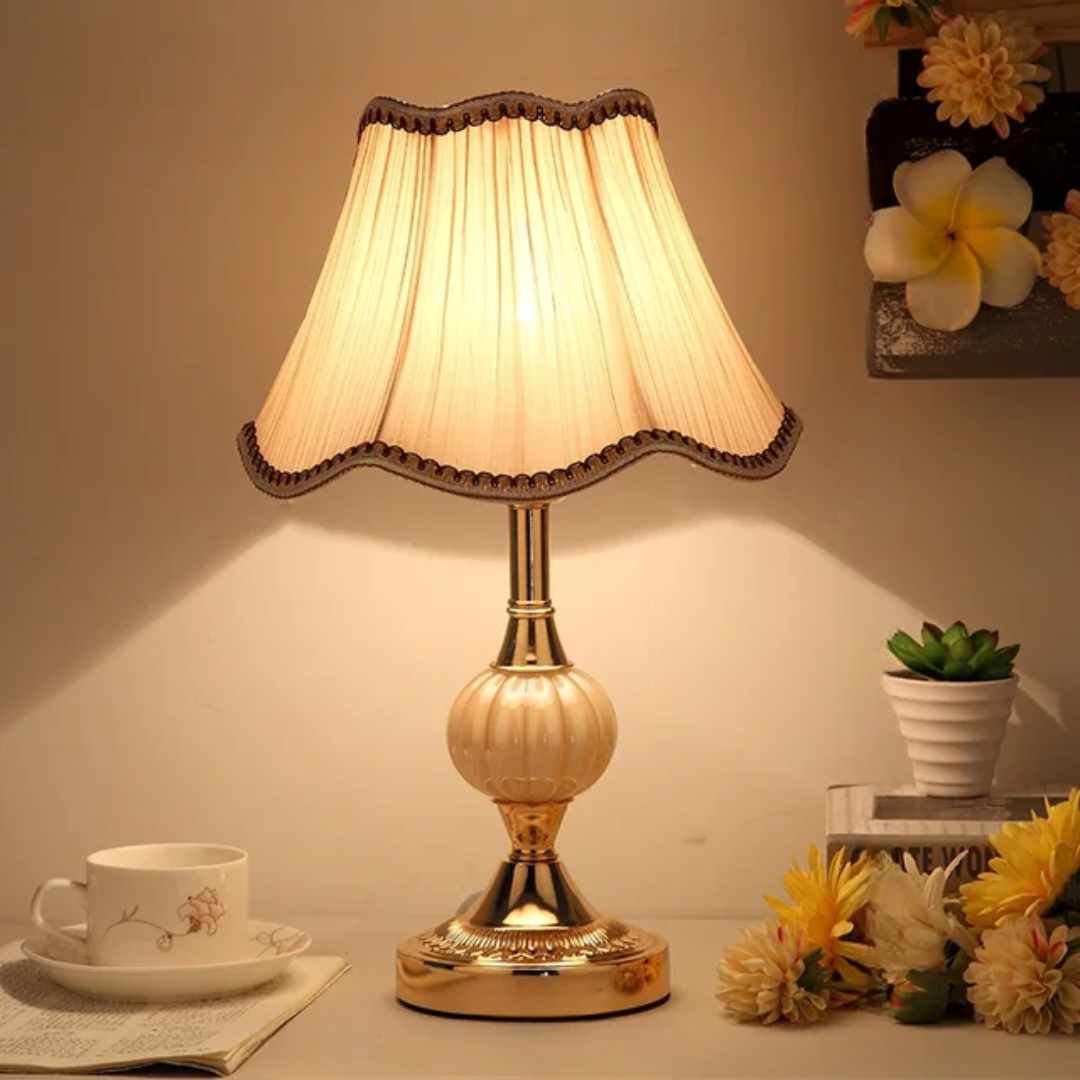 Karnz | Vintage Skandinavische Tischlampe