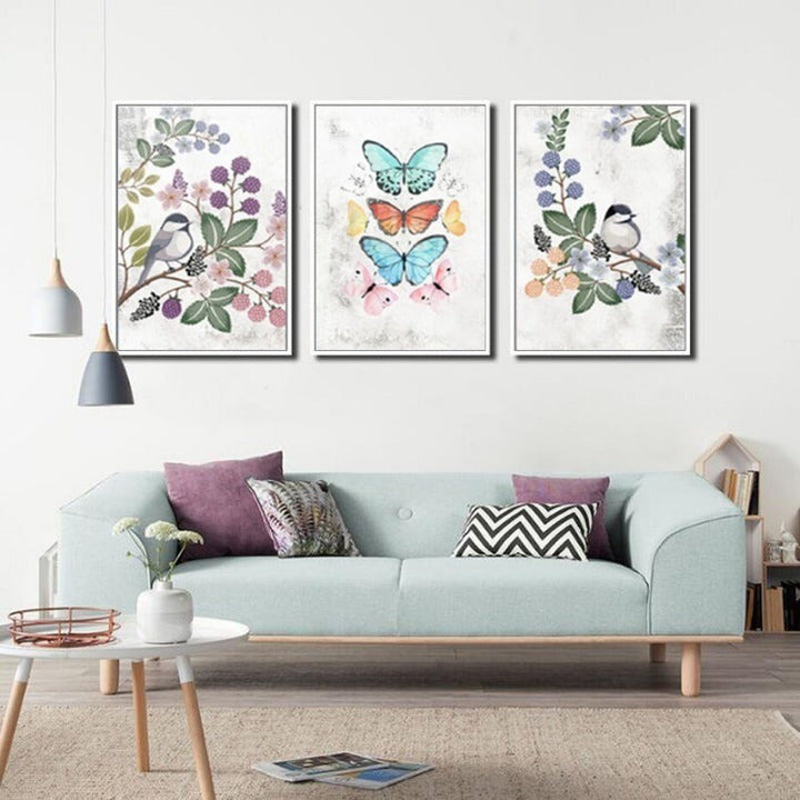 Nordisches Vintage-Leinwandbild mit Blumen, Vögeln und Schmetterlingen