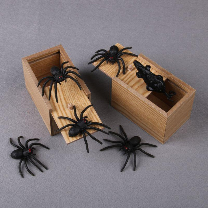 Jumping Spider Prank Box | Karnz