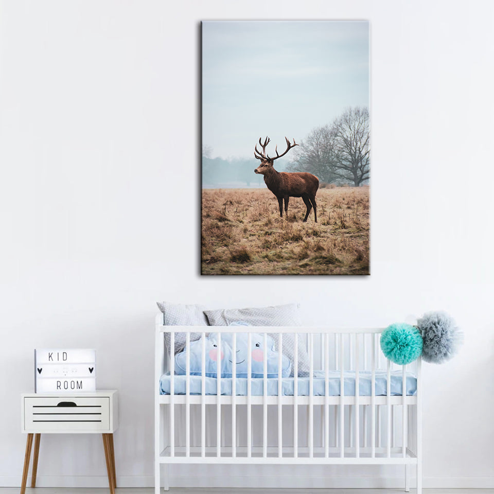 Majestätischer Hirsch in der Ebene - Leinwandbild
