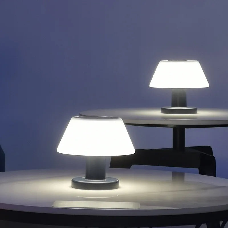 Solarbetriebene Tischlampe - Solara | Karnz