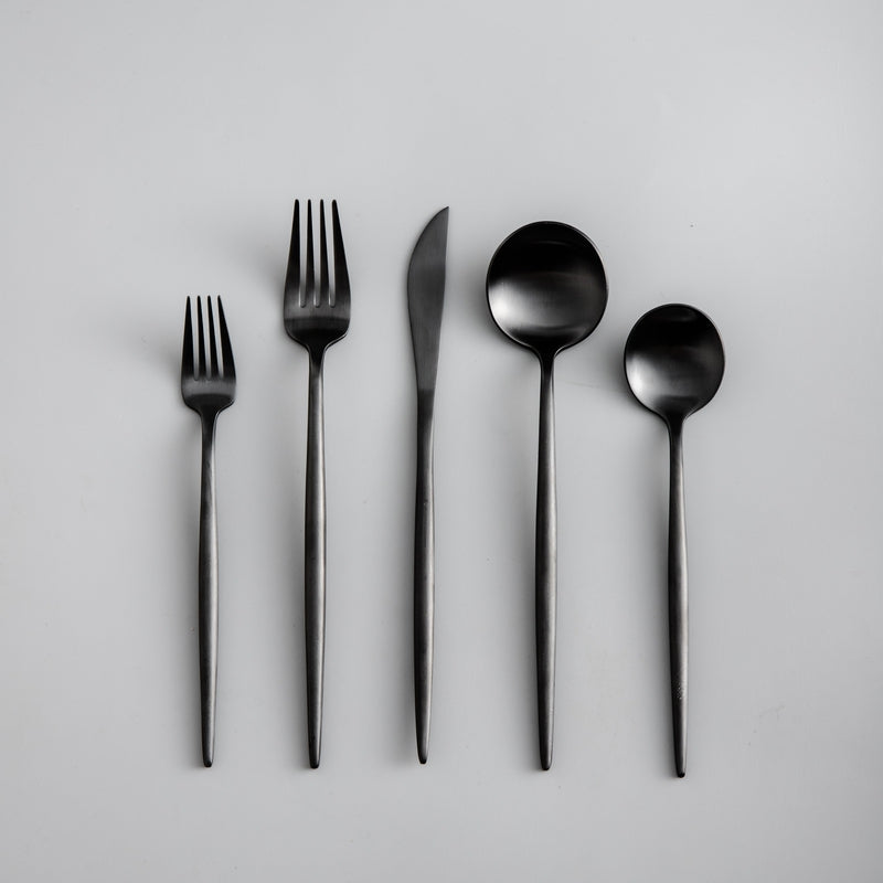 Karnz | Minimalistisches Edelstahl Besteck Elegante Einfachheit