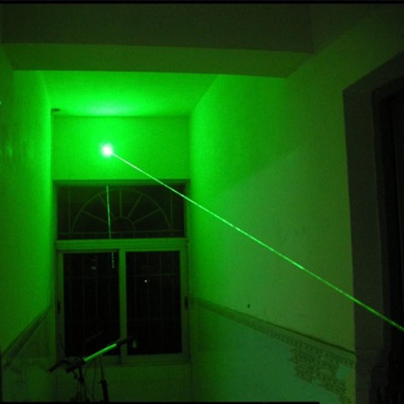 Grüner militärischer Laserpointer | Karnz