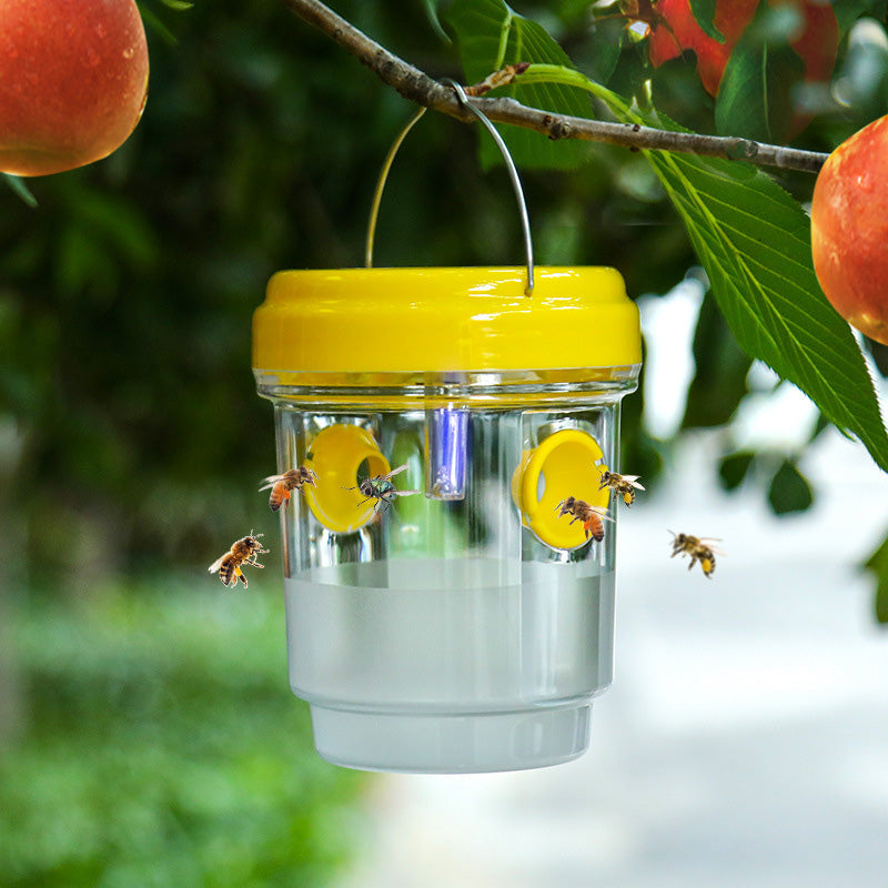 Solarbetriebene Wespenfalle mit LED-Anlockung | Karnz