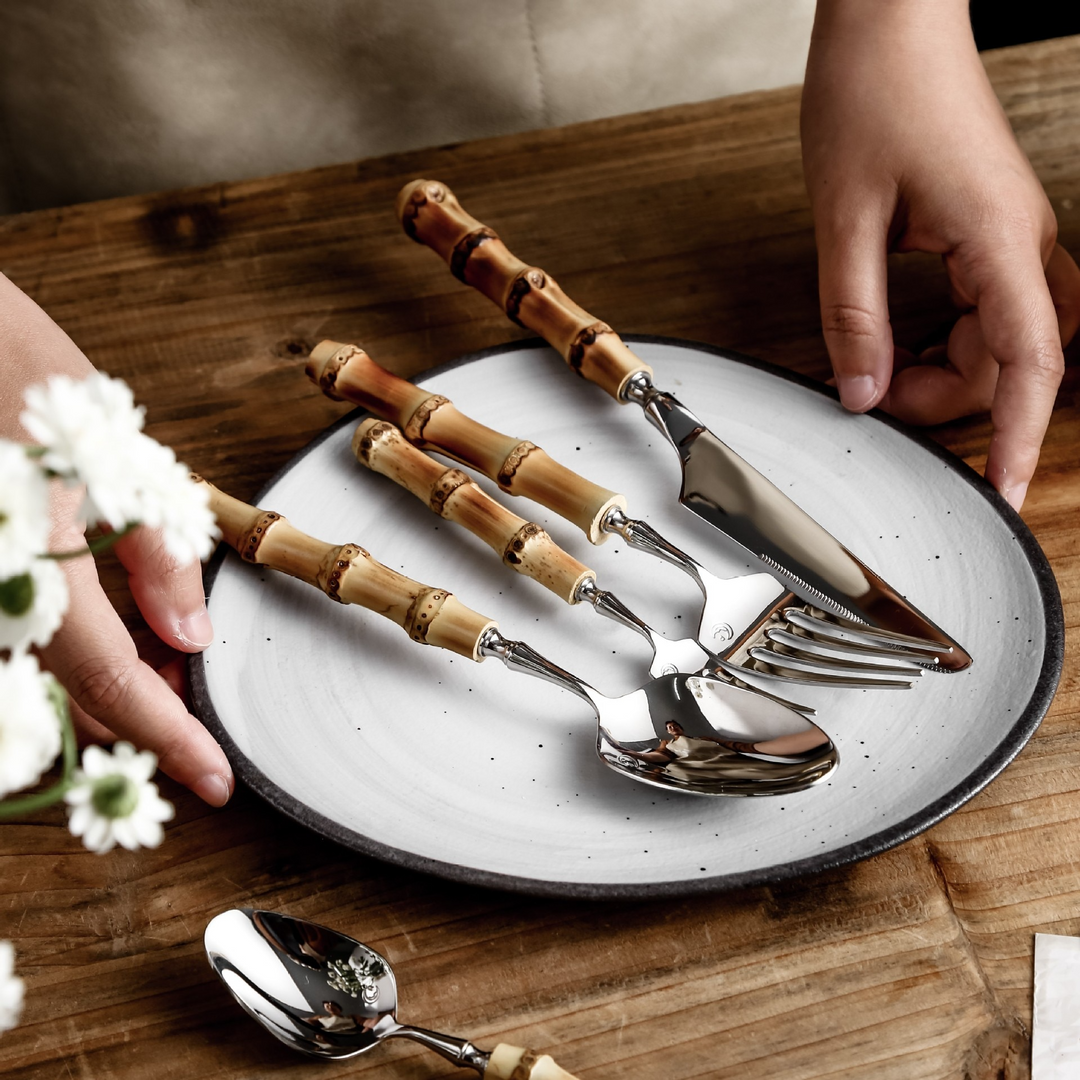 BambooElegance – Luxus Besteckset mit Bambusakzenten | Karnz