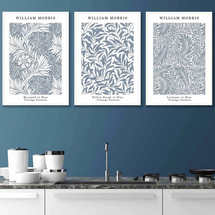 Blaues William Morris Vintage Blumen-Set mit 3 Wandbildern