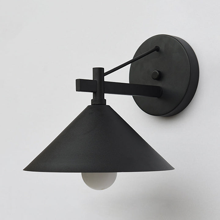 Metallische Kegel Wandbeleuchtung Vintage 1 Licht Außenwandleuchte in Schwarz/Antikmessing/Alter Silber | Karnz