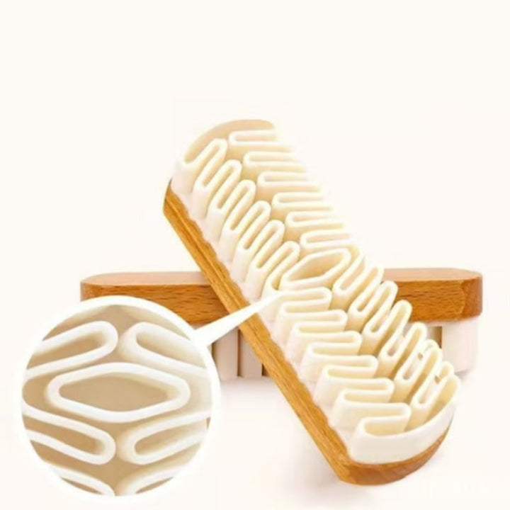 Velora Premium Brush — Bring deine Wildlederschuhe zum Strahlen, ganz ohne Chemie! | Karnz