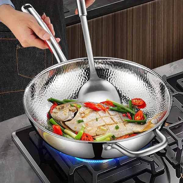 TitanFlair Wok — Braten ohne Ankleben für grenzenloses Kochvergnügen | Karnz