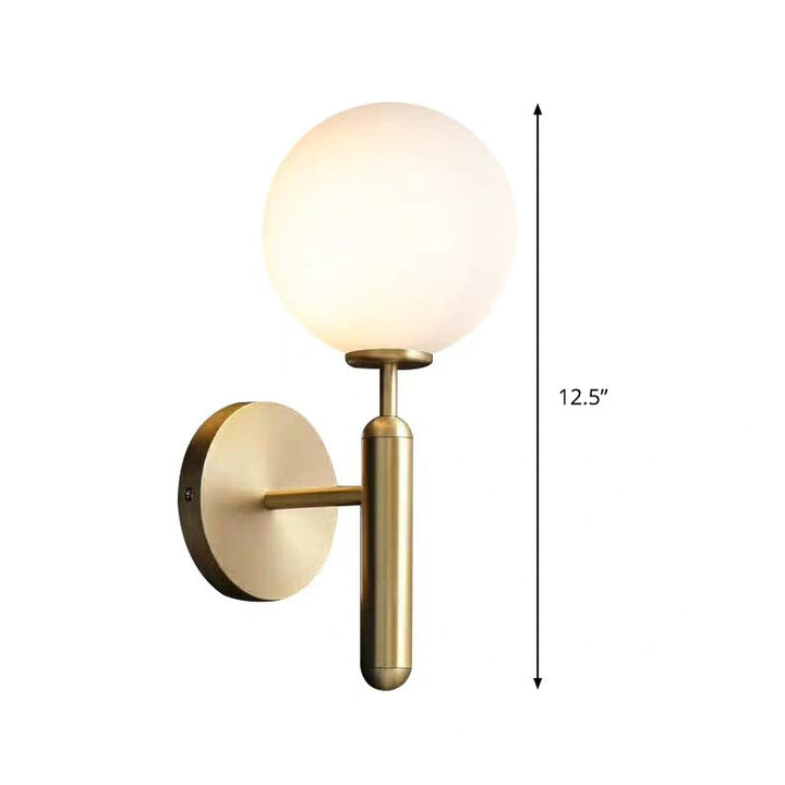 Milchglasball-Wandleuchte Zeitgenössisch 1 Kopf Messing Wandmontage Lichtarmatur mit Metalldesignarm | Karnz