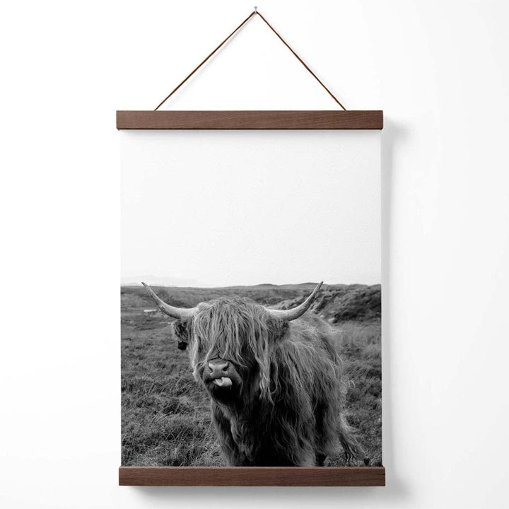 Freches Hochlandrind-Tierposter (Schwarz-Weiß-Foto) mit Aufhänger
