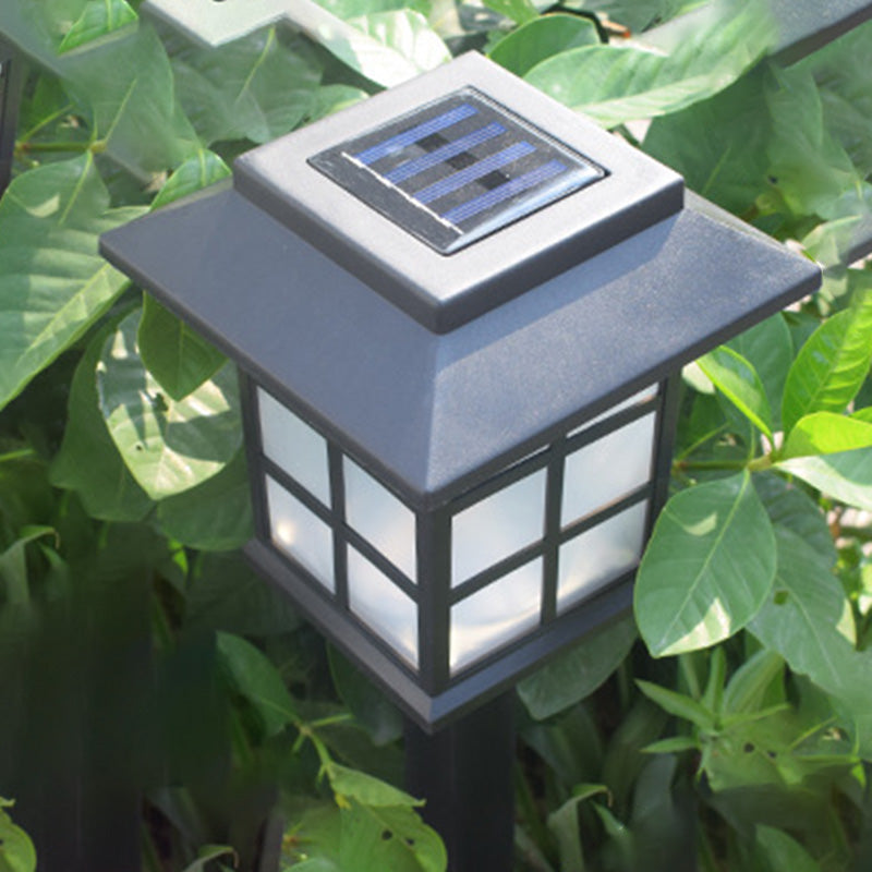 Traditionelle europäische wasserdichte solarbetriebene ABS-PC-Kunststoff rechteckige LED-Landschaftsbeleuchtung für den Garten | Karnz