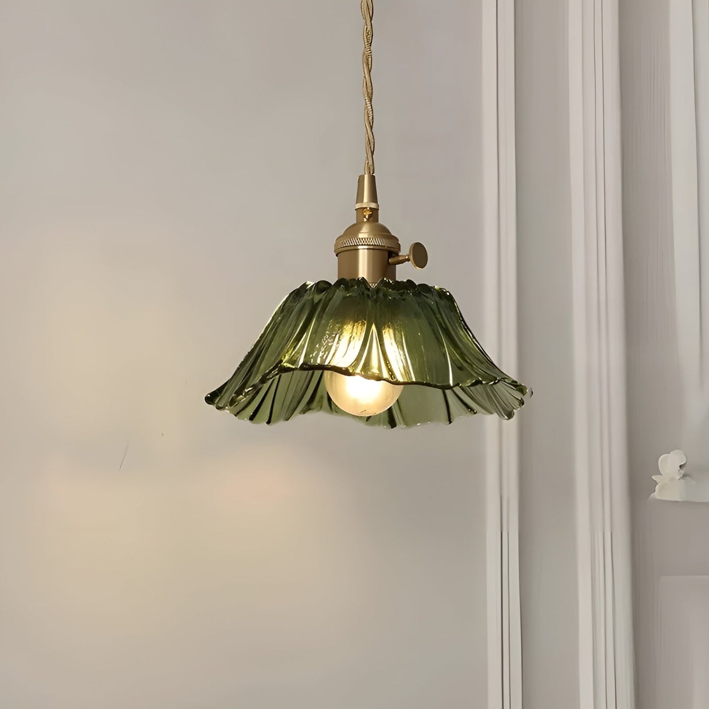 Hängeleuchte mit floralem Motiv – Warmes Licht & stilvolles Design | Für Ihr Zuhause | Karnz