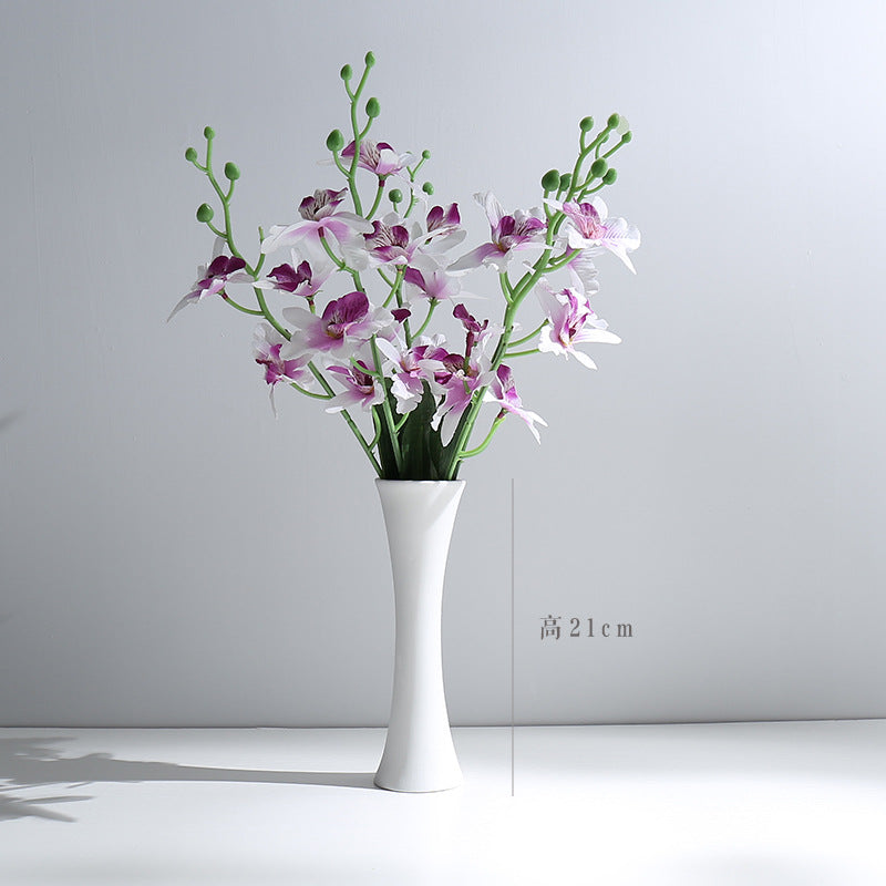 Elegante skulpturale Keramik-Blumenvasen
