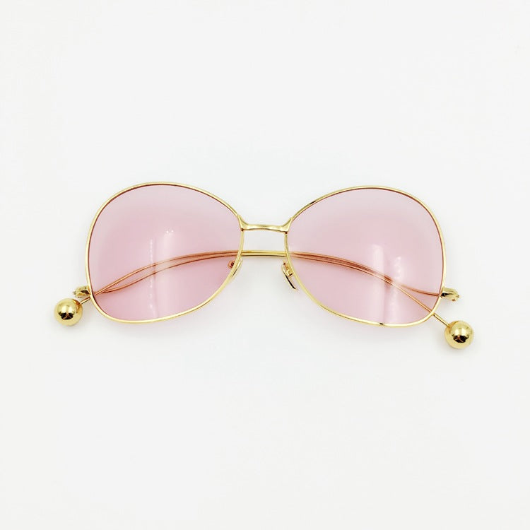 Modische Sonnenbrille Im Futuristischen Design Karnz