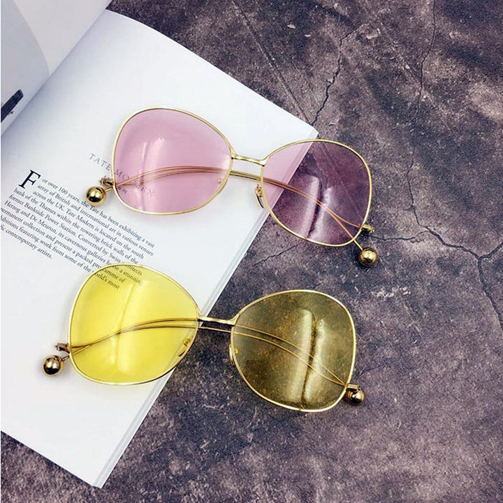 Modische Sonnenbrille Im Futuristischen Design Karnz