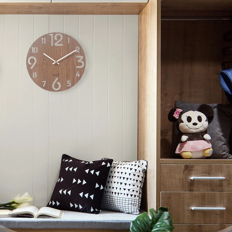 3D-Wanduhr aus Holz