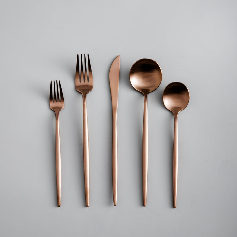 Karnz | Minimalistisches Edelstahl Besteck Elegante Einfachheit