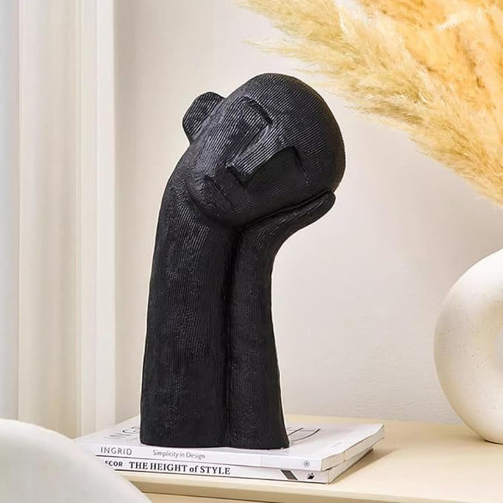 Abstrakte Ruhende Figuren Skulptur | Karnz