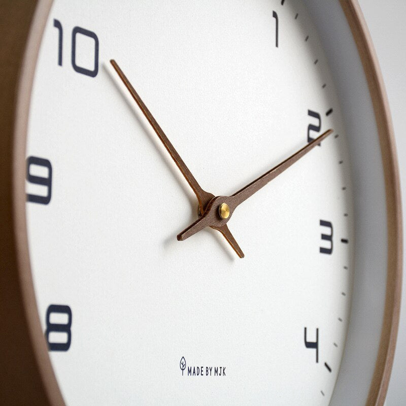 Wanduhr aus Holz – Skandinavischer Minimalismus | Stilvolle Wanddekoration für Wohn- und Schlafzimmer