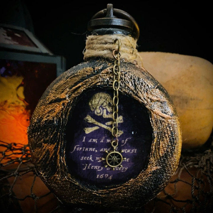 Skull Pirate Rum Flasche aus Harz | Karnz