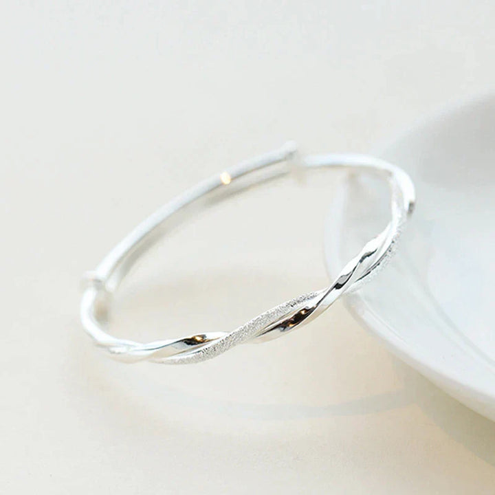 Elegante gewobene Silberarmband