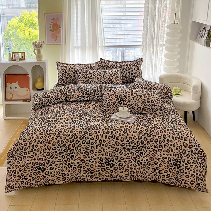 Karnz | Luxus Bettbezug mit Leopardenmuster