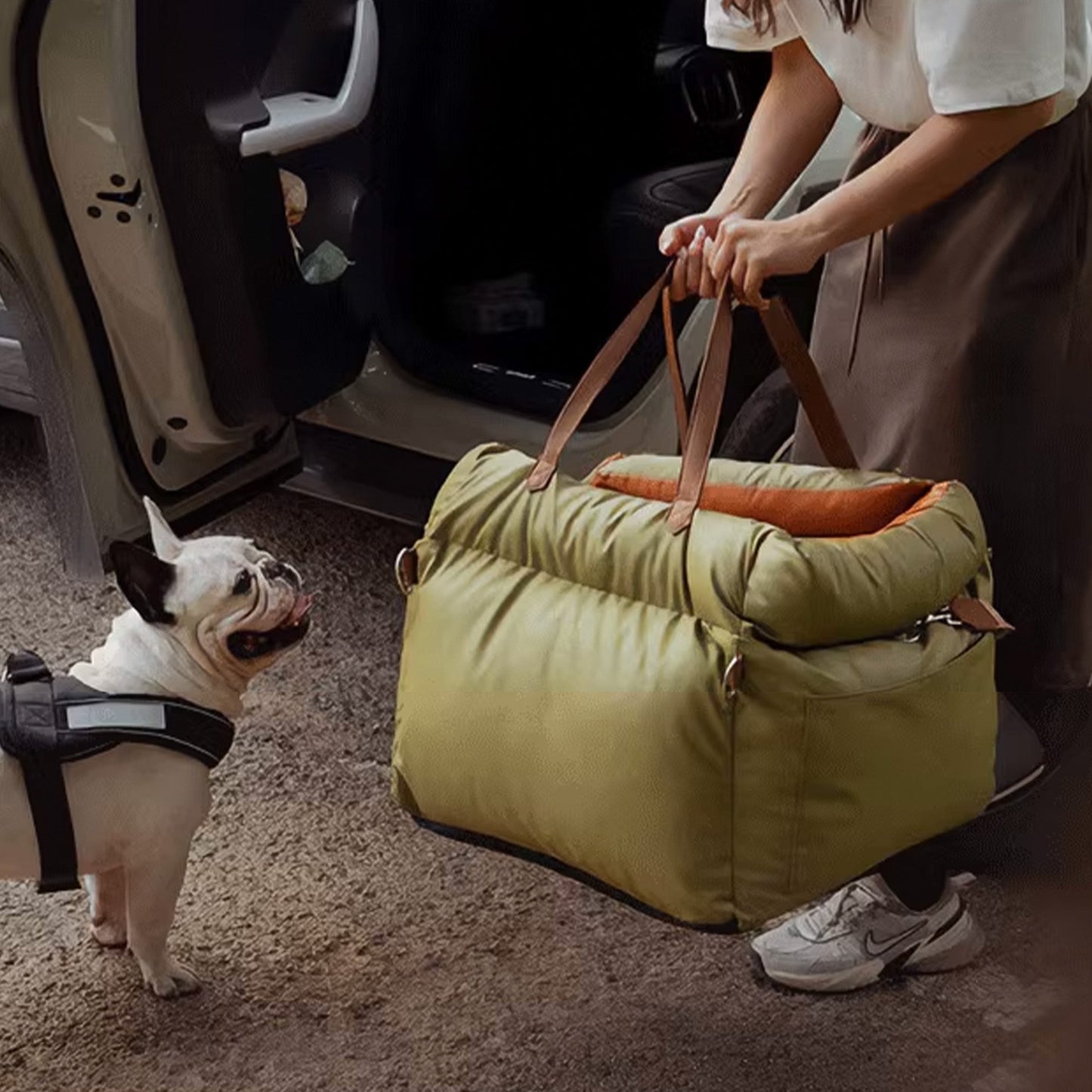 Faux-Leder Hunde Booster Bett – Stylisch, Sicher und Bequem | Karnz
