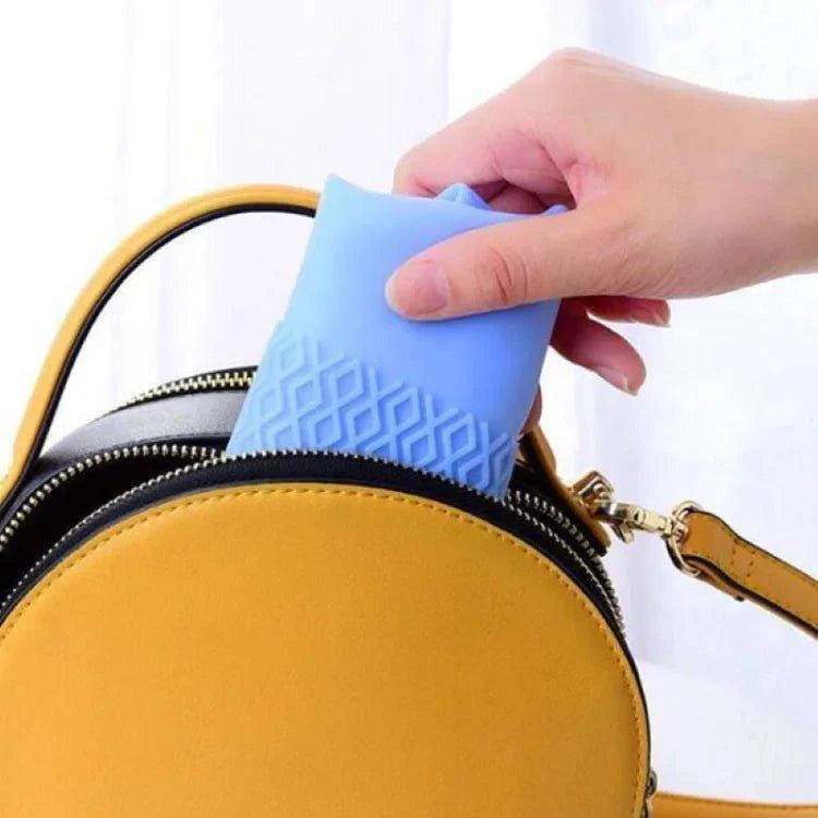 ShoeCover Sag auf Wiedersehen zu nassen Schuhen und Hallo zu trockenen Füßen. | Karnz